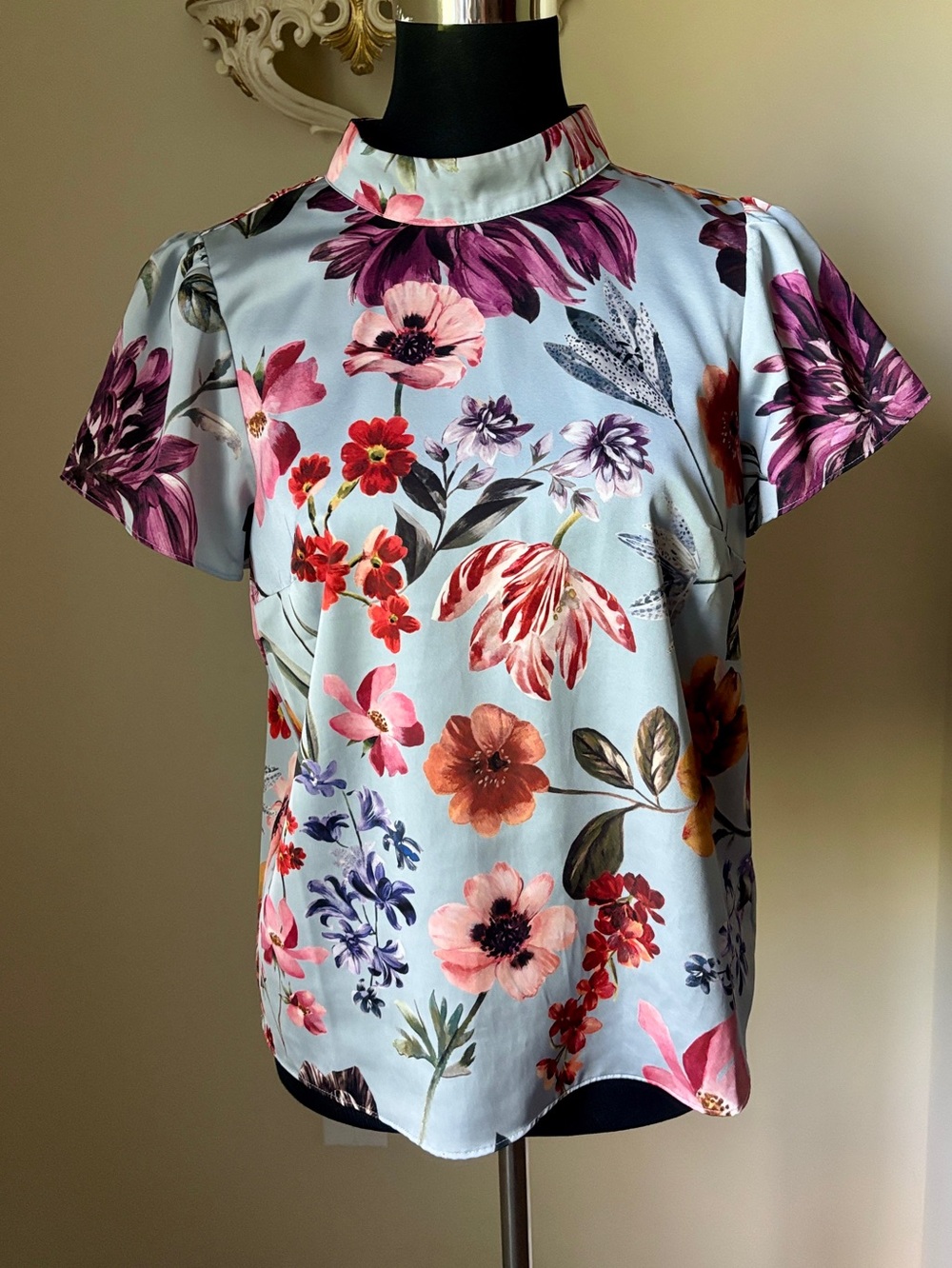 J Crew Mock-neck Top in Dutch Floral Sz s
